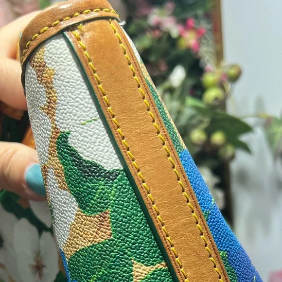 Dooney & Bourke Floral Double Handles Large Tote Shoulder Bag EUC - Picture 6 of 13